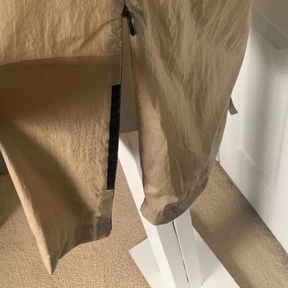 Nike Tan Sleeveless Hoodie - Picture 7 of 8